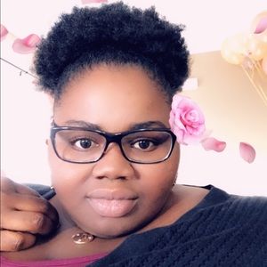 Meet your Posher, Tenia